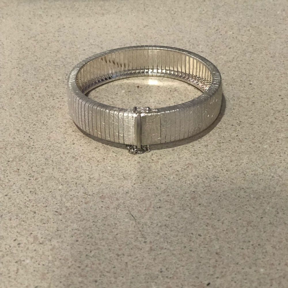 Silpada S “Colosseum” Clasp Chain Bracelet B3011